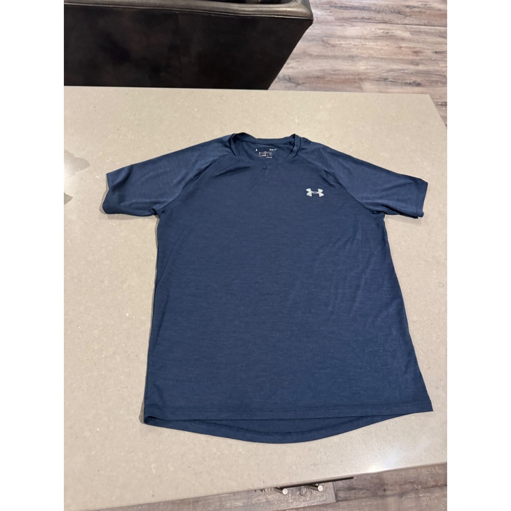Under Armour Men's small  T Shirt‎ Short Sleeve Navy Blue Athletic Gym Workout S